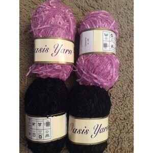 Oasis Yarn 4 Skeins 2 each black and lavender B15